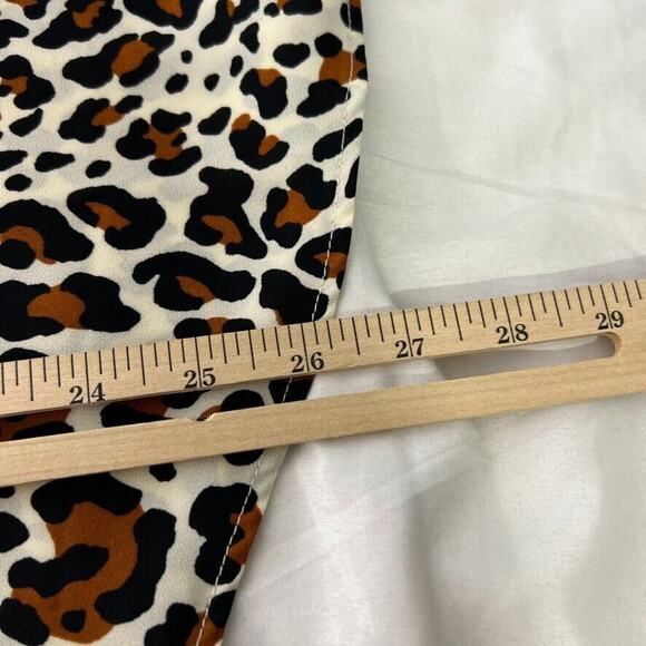 Talbots Size XL Leopard Print Long Sleeve Blouse Top Women's - Picture 9 of 9